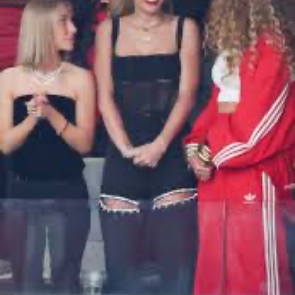 Dion Lee Corset Suspend Top (M) as seen on Taylor Swift at Super Bowl 2024 - Picture 5 of 8